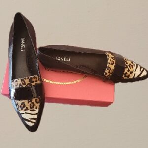 Vaneli animal print flats